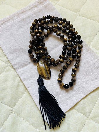 Japamala de olho de tigre, 108 contas