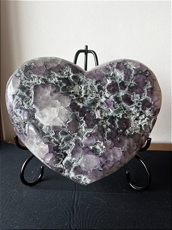 Ametista roxa em coração G