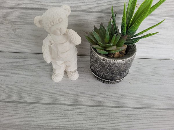 URSO EM PÉ DE RESINA EM 3D