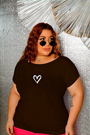 T-SHIRT PLUS SIZE CORAÇÃO DTF CHOCOLATE XG