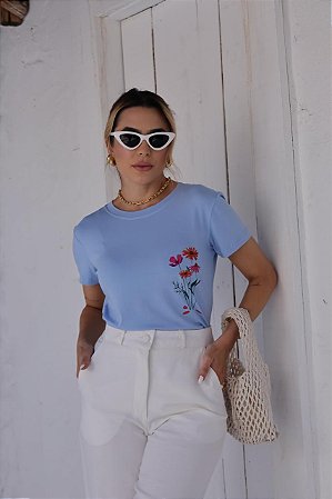 T-SHIRT FLORES CLEMATIS DTF AZUL BEBE