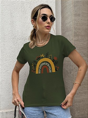 T-SHIRT ARCO-IRIS BOHO DTF VERDE MILITAR