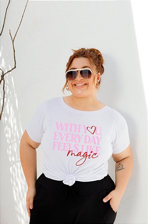 T-SHIRT PLUS SIZE MAGIC WITH YOU DTF BRANCO XG