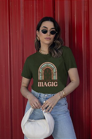 T-SHIRT MAKE MAGIC ARCO-IRÍS DTF VERDE MILITAR