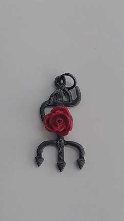 Pingente - Pomba Gira