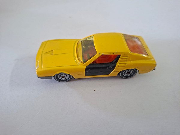 Colecionável Alfa Romeo Montreal