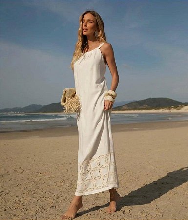 Vestido Bordado Barra