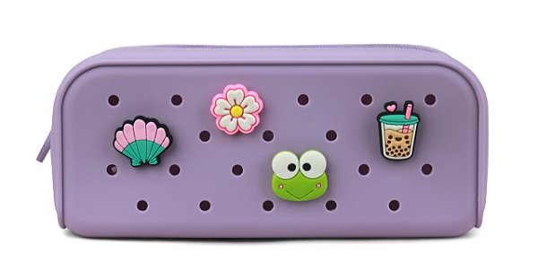 ESTOJO ESCOLAR SILICONE C/ 4 PINGENTES LILAS PASTEL