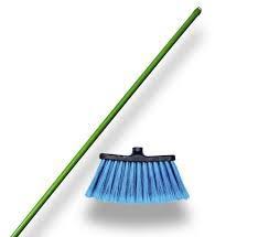 VASSOURA MULTIUSO NYLON C/ CABO MADEIRA 1,20M - NOBRE