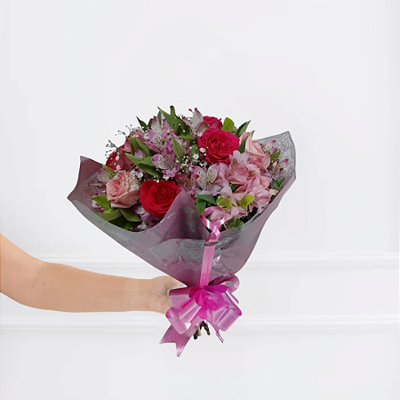 Buquê Amore - Rosas e Astromélias Rosas