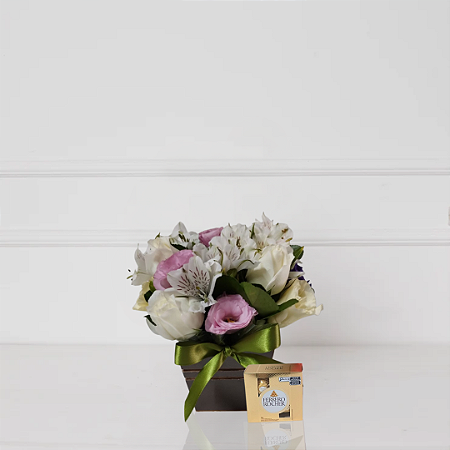 Caixa Lilac & White Heart - Rosas e Lisianthus e Ferrero Rocher