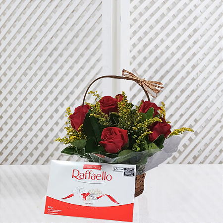Cesta Classic - 06 Rosas Vermelhas e Raffaello