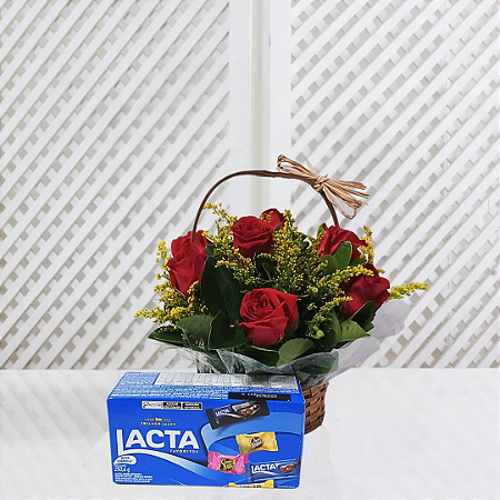 Cesta Classic - 06 Rosas Vermelhas e Bombons