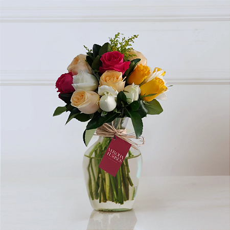 Chamego de 24 Rosas Coloridas