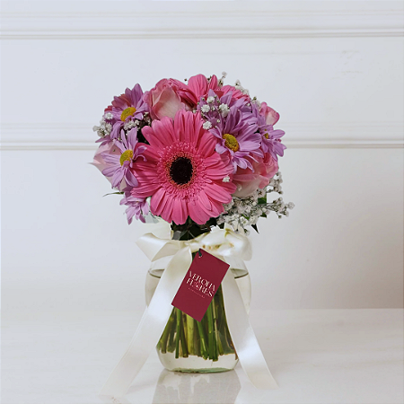 Sutileza  de Rosas e Gerberas Pink