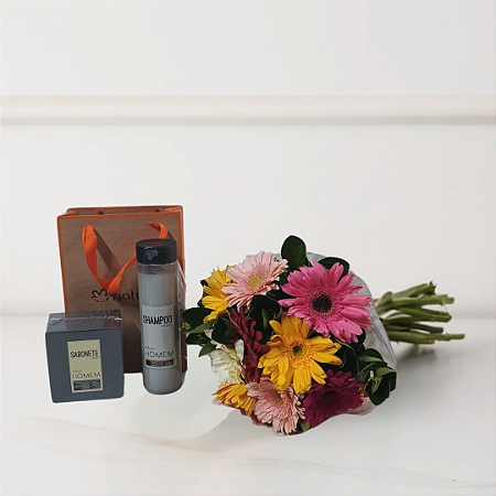 Kit Natura e Flores -  Buquê de Gerberas com Natura Homem Sabonete e Shampoo