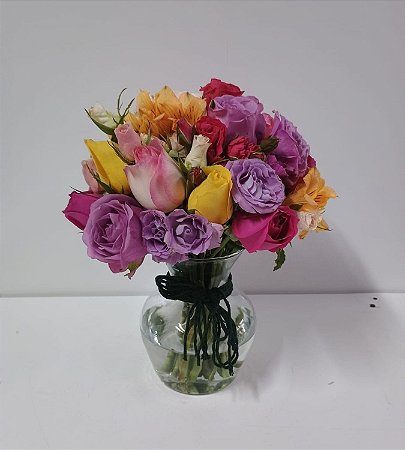 Arranjo Floral Colorido Premium no Vaso