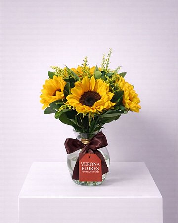 Arranjo de Girassóis no Vaso P