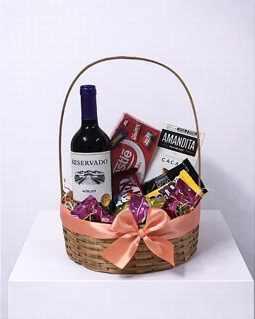 Cesta Vinho & Chocolates Reservado