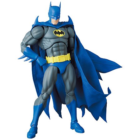 Action Figure Batman Knight Crusader Mafex Medicom Toy No. 215