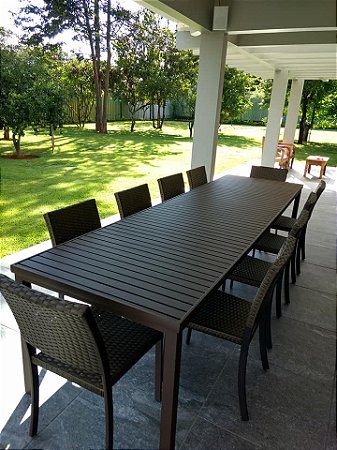 Mesa Retangular com Tampo de Alumínio e 10 Cadeiras de Jantar Jardim -  Sarah Móveis