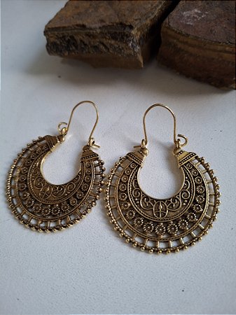 Brinco vintage redondo