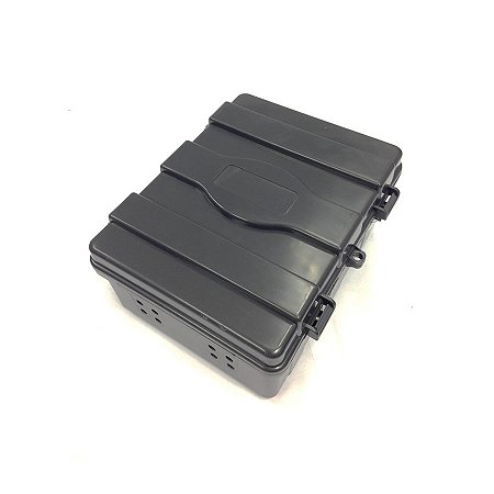 CAIXA HERMETICA PEQ ESTRIADA 190X145X90 MM