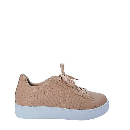 Tênis casual caramelo matelassê