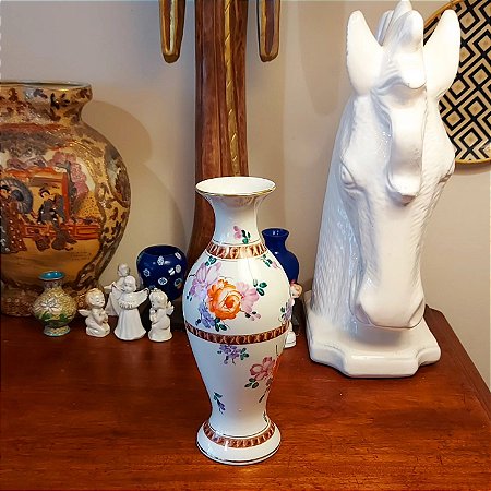 Antigo vaso em porcelana Rosicler