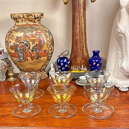 Conjunto magnífico de taças dos anos 50