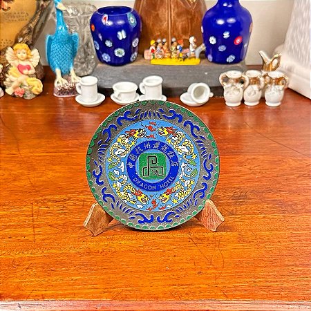 Pequeno prato decorativo oriental Cloisonné