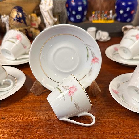 Conjunto com 8 Xícaras para café em porcelana Schmidt
