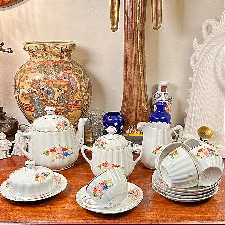 Conjunto para chá em  porcelana Canelada São Pedro