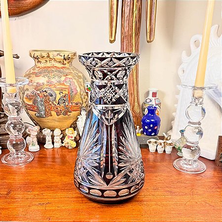 Antigo vaso em cristal Ruby