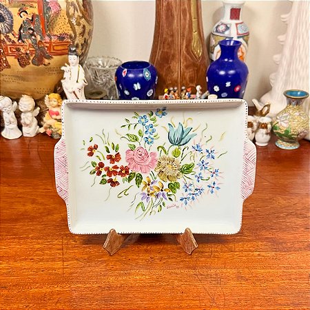 Pequena bandeja em porcelana
