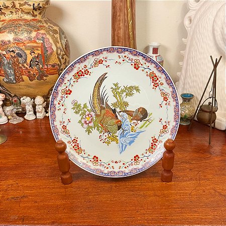 Prato em porcelana oriental pássaros.