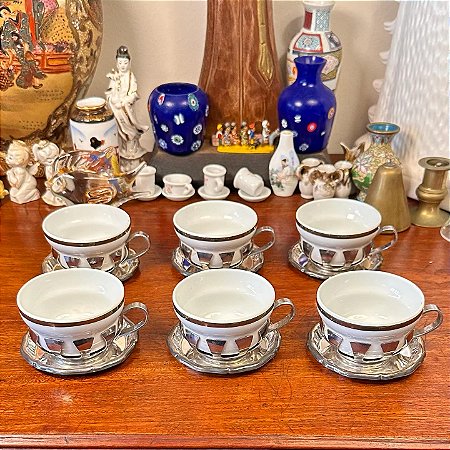 Antigo conjunto de xícaras para café em porcelana Schmidt Tramontina