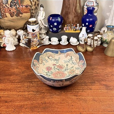 Tigela em porcelana chinesa Macau