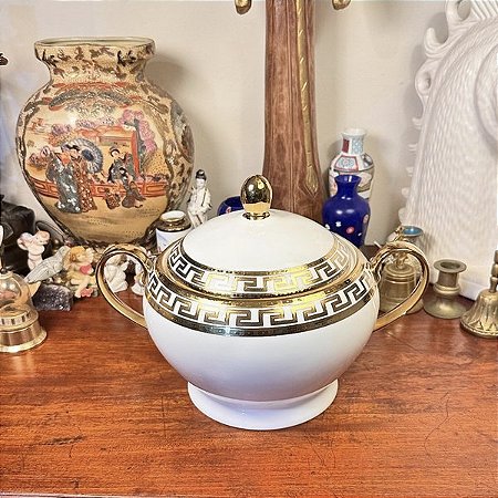 Sopeira em fina porcelana estilo Grego