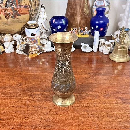 Elegante vaso indiano