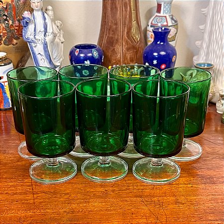 Conjunto com 7 antigas taças francesas Luminarc