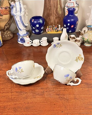 Par de xícaras de cafezinho em porcelana Renner