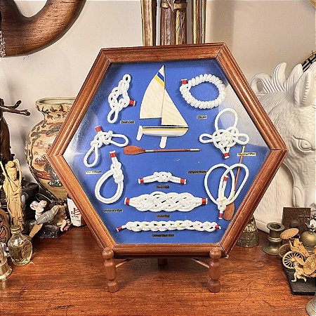 Antigo quadro ‘Nós’.