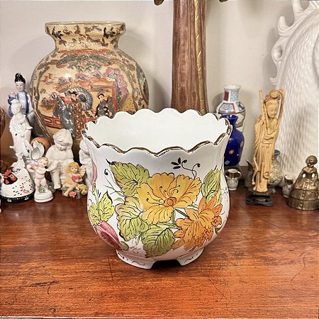Deslumbrante vaso em porcelana pintado à mão