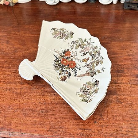 Leque em porcelana japonesa