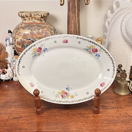 Antiga travessa em porcelana Mauá