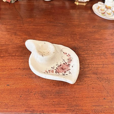 Castiçal em cerâmica estilo palmatória
