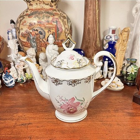 Bule em porcelana Steatita