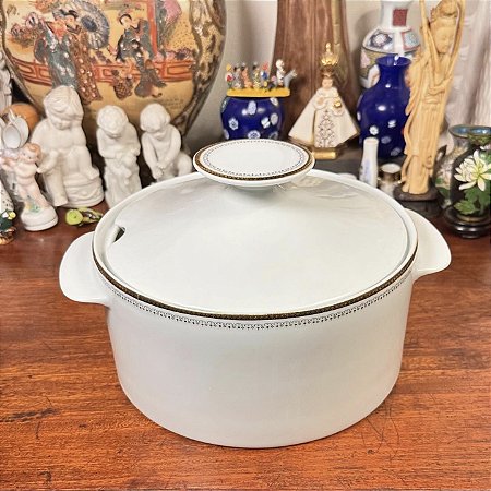 Sopeira em porcelana branca de Renner