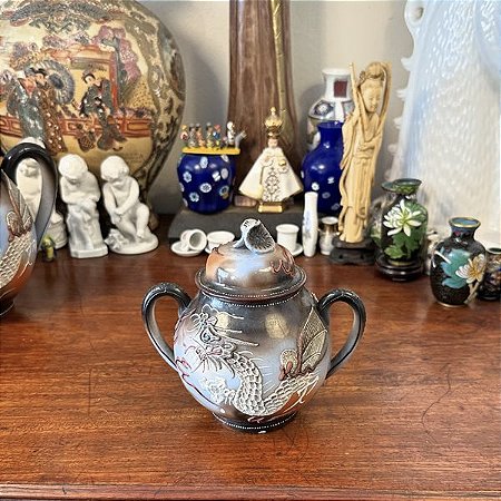 Açucareiro em porcelana japonesa casca de ovo.